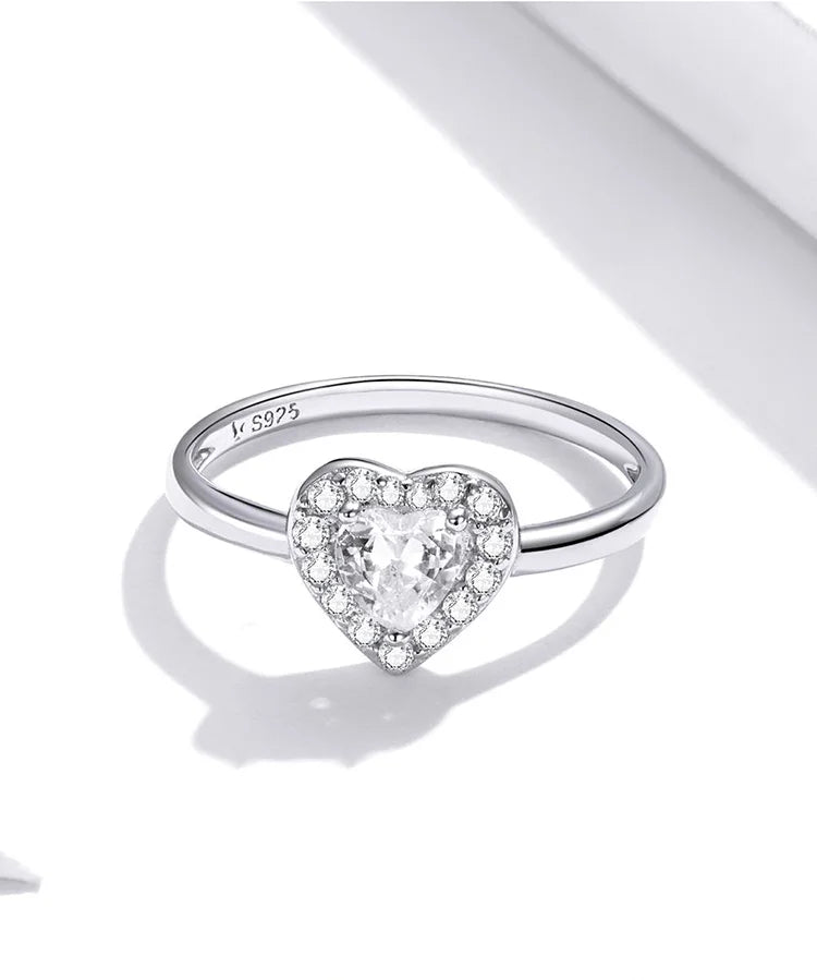 Diamond 925 Sterling Silver Bright Love Ring Dazzling Shiny Heart Shape Crystal Finger Ring Wedding Engagement Jewelry SCR725